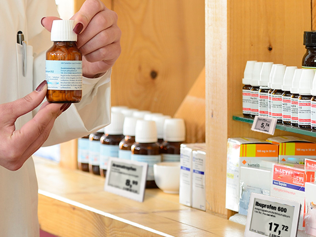 Digital price tags for pharmacies